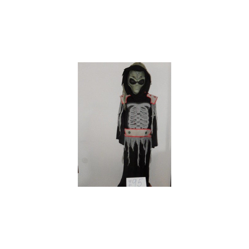 č795 a 1950  mimozemšťan