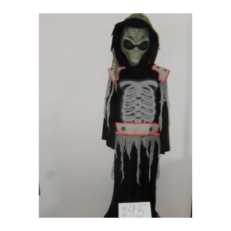 č795 a 1950  mimozemšťan