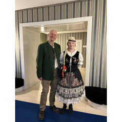 Kroj, Staročeské, Prodaná nevěsta