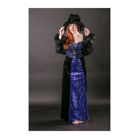 čarodějnice, upírka  č.2143 a 2079**